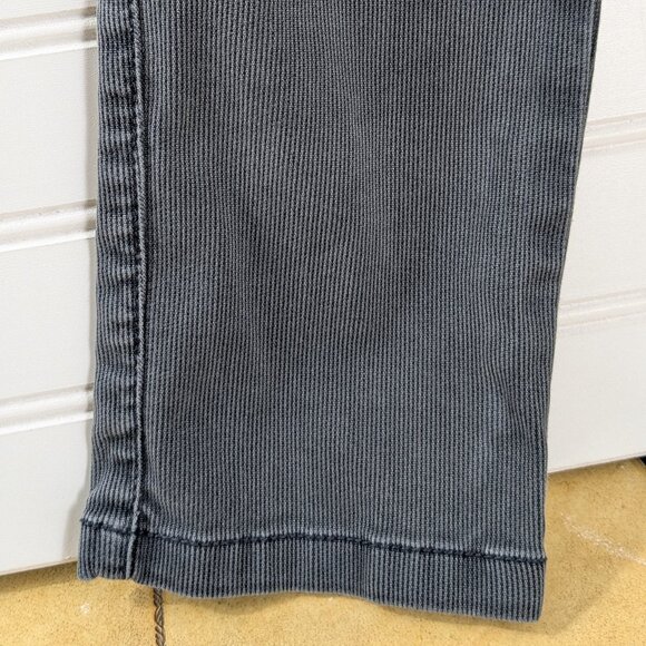 2for$30 Cabi  Grey low rise  Thin Corduroy Cargo Slim Leg stretch Chino 2 - Picture 8 of 9